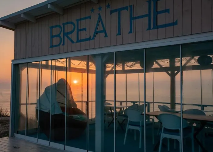 Breathe בית הארחה